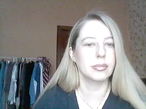 Miralisse online show from 02-21-26, 02:51