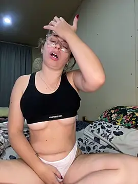 Snapshot of soyanahii chatting on 04-27-26, 06:17 soyanahii online show from 04-27-26, 06:17