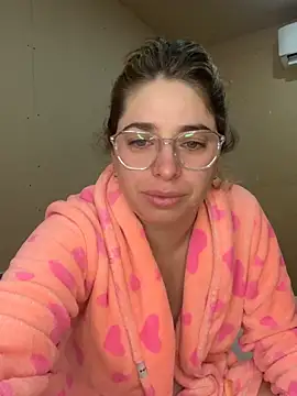 Snapshot of soyanahii chatting on 05-15-26, 11:06 soyanahii online show from 05-15-26, 11:06