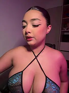 Snapshot of SASHASTRADA_ chatting on 02-09-26, 02:59 SASHASTRADA online show from 02-09-26, 02:59