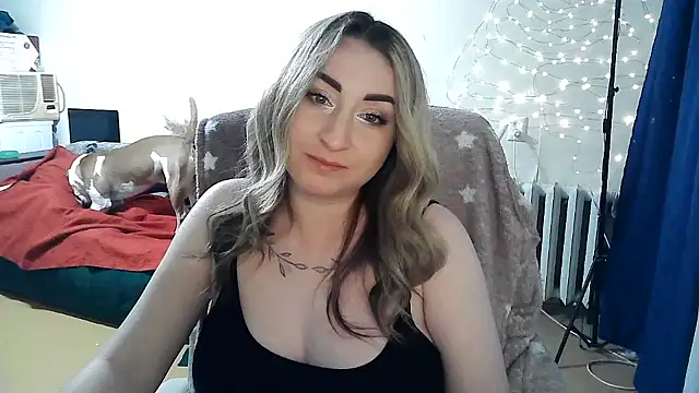 FoxyAnn12 online show from 04-09-26, 01:27