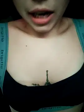 Snapshot of Sexyhanna14 chatting on 02-03-26, 10:26 Sexyhanna14 online show from 02-03-26, 10:26