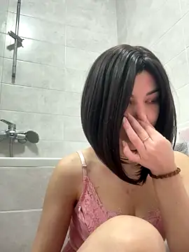 Snapshot of Lily_Lii chatting on 01-05-26, 07:17 Lily Lii online show from 01-05-26, 07:17