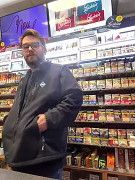 Snapshot of Dominic2295 chatting on 02-11-26, 05:01 Dominic2295 online show from 02-11-26, 05:01