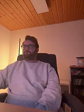 Snapshot of Dominic2295 chatting on 02-15-26, 10:47 Dominic2295 online show from 02-15-26, 10:47