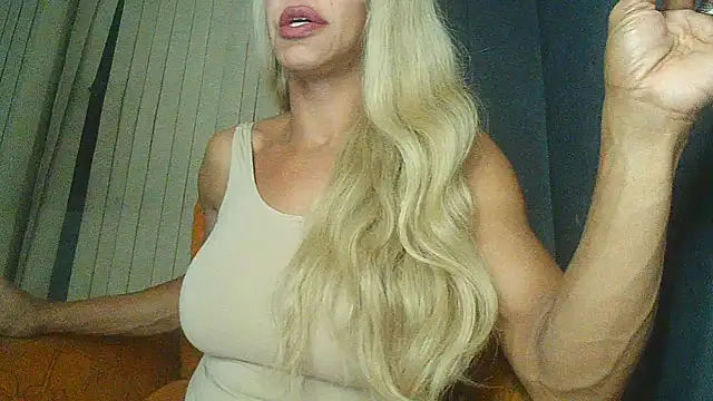 Snapshot of paolla23cm_brasil chatting on 06-13-26, 03:37 paolla23cm brasil online show from 06-13-26, 03:37