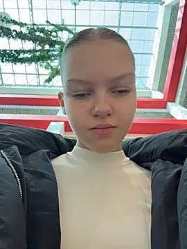 AshleyMur online show from 03-18-26, 06:38