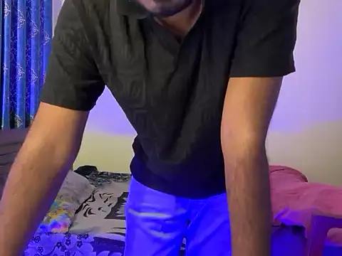 Snapshot of Ruthless_guyy chatting on 02-13-26, 07:10 Ruthless guyy online show from 02-13-26, 07:10