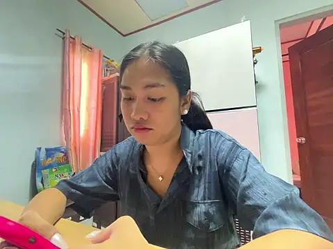 Snapshot of Mira_Janee chatting on 01-12-26, 04:29 Mira Janee online show from 01-12-26, 04:29