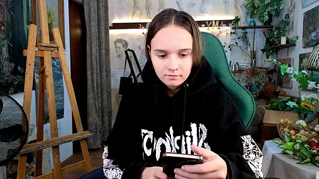 MelissaTravel online show from 04-19-26, 04:39