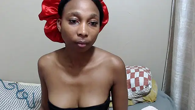 ExtraDoll online show from 02-15-26, 07:51