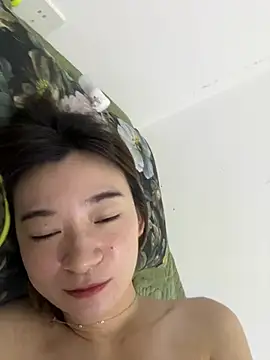Snapshot of Xiaojuzi- chatting on 07-01-26, 01:45 Xiaojuzi- online show from 07-01-26, 01:45
