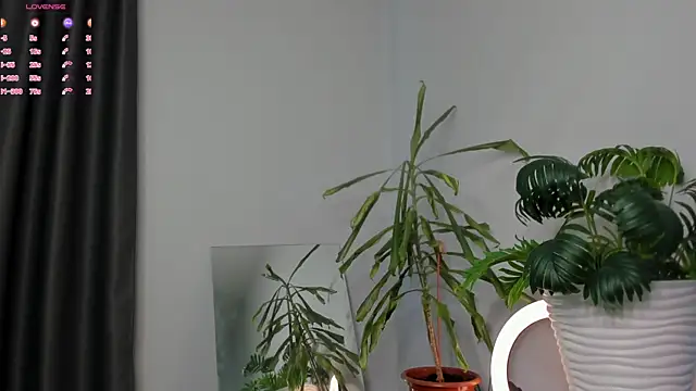 ManiJuanaa online show from 05-08-26, 09:25