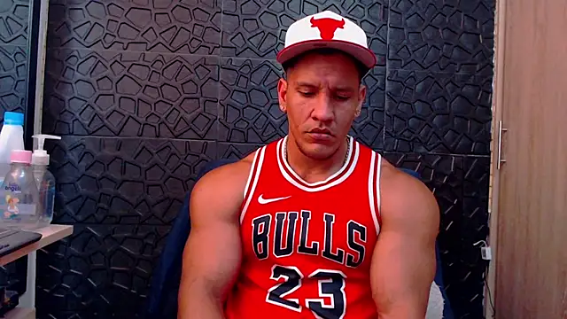 viktor herrera online show from 02-11-26, 04:12