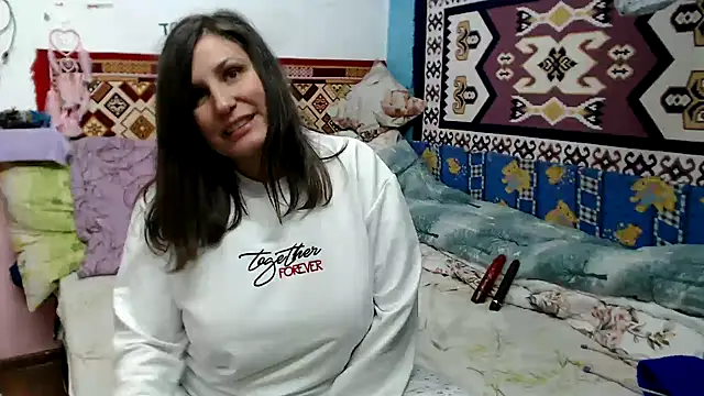 Snapshot of Adelinemilf chatting on 02-10-26, 10:41 Adelinemilf online show from 02-10-26, 10:41