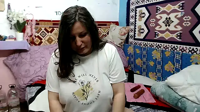 Snapshot of Adelinemilf chatting on 05-11-26, 05:24 Adelinemilf online show from 05-11-26, 05:24