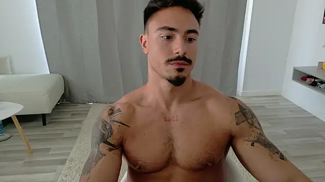 Snapshot of Master_Lukas chatting on 06-15-26, 02:08 Master Lukas online show from 06-15-26, 02:08