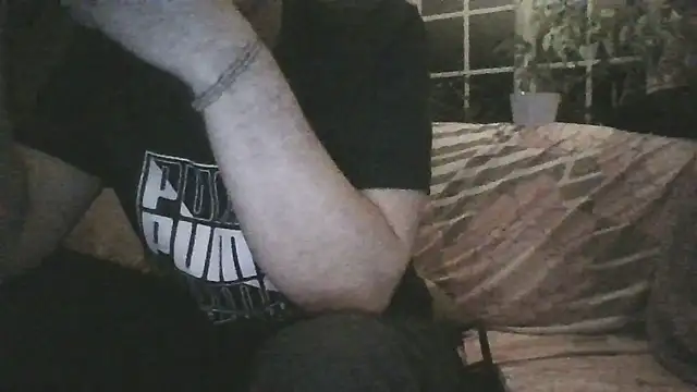 Snapshot of polo48725 chatting on 02-26-26, 07:35 polo48725 online show from 02-26-26, 07:35