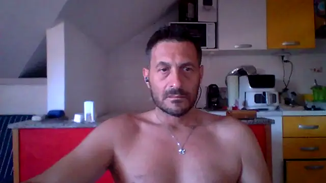 Snapshot of colosone chatting on 06-04-26, 09:37 colosone online show from 06-04-26, 09:37