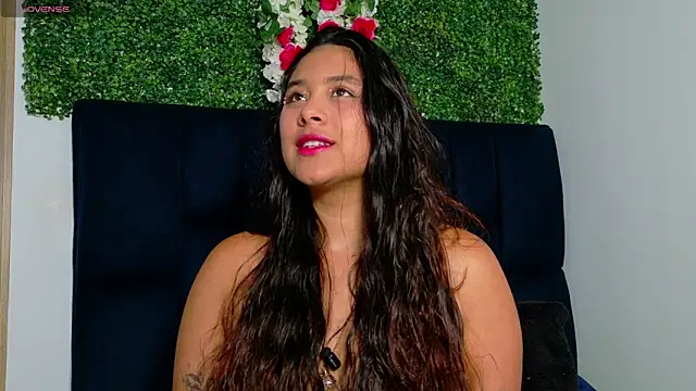 AnnaSmiles online show from 04-16-26, 06:09