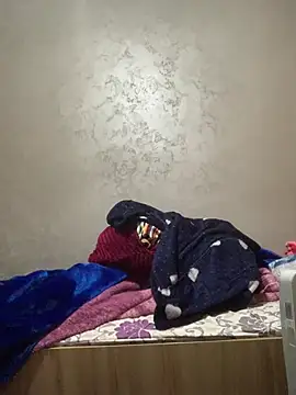 Snapshot of NaaRo-1 chatting on 02-14-26, 07:21 NaaRo-1 online show from 02-14-26, 07:21