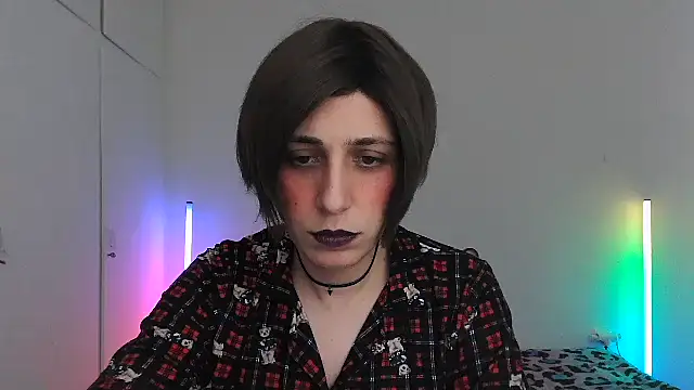 Snapshot of HoneyValentine chatting on 02-17-26, 06:47 HoneyValentine online show from 02-17-26, 06:47