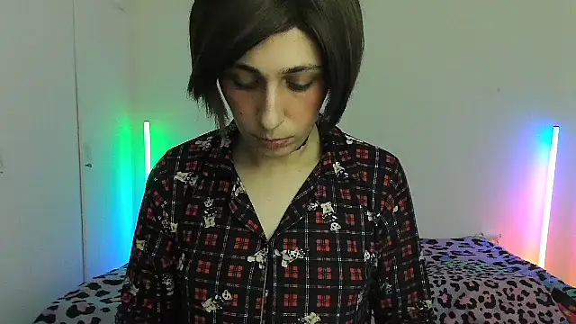 Snapshot of HoneyValentine chatting on 02-20-26, 07:47 HoneyValentine online show from 02-20-26, 07:47