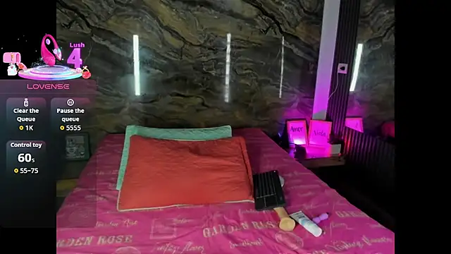 Skarleth queen online show from 02-14-26, 04:09