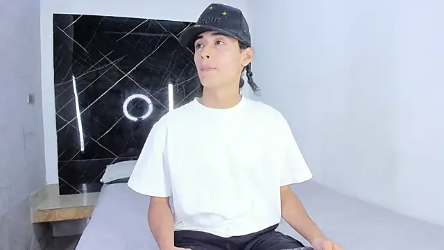 Treyk king online show from 01-17-26, 03:44