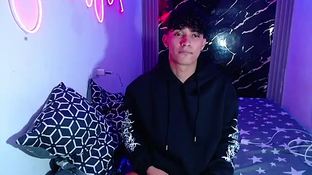 jamescurly00 online show from 03-16-26, 06:39