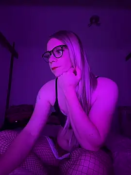 Sissy celina1 online show from 03-14-26, 07:41