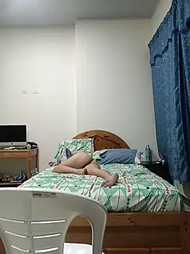 GL Naughty09 online show from 04-27-26, 03:48