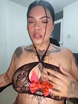 Snapshot of brenda_palacio chatting on 04-11-26, 02:49 brenda palacio online show from 04-11-26, 02:49