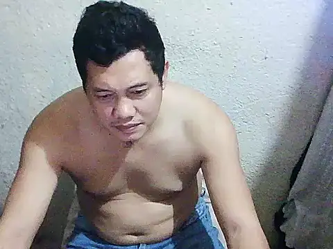 Snapshot of UrAsianGuy90 chatting on 02-12-26, 01:06 UrAsianGuy90 online show from 02-12-26, 01:06