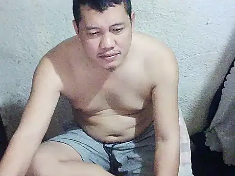 Snapshot of UrAsianGuy90 chatting on 03-02-26, 02:36 UrAsianGuy90 online show from 03-02-26, 02:36