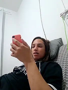 ofjuliaa online show from 02-16-26, 05:47