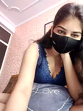 Snapshot of babydoll7172 chatting on 02-04-26, 01:33 babydoll7172 online show from 02-04-26, 01:33