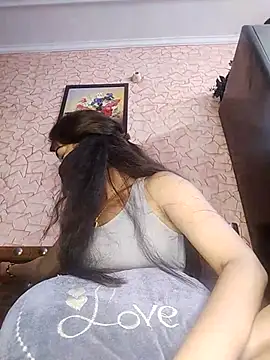 Snapshot of babydoll7172 chatting on 02-16-26, 06:48 babydoll7172 online show from 02-16-26, 06:48
