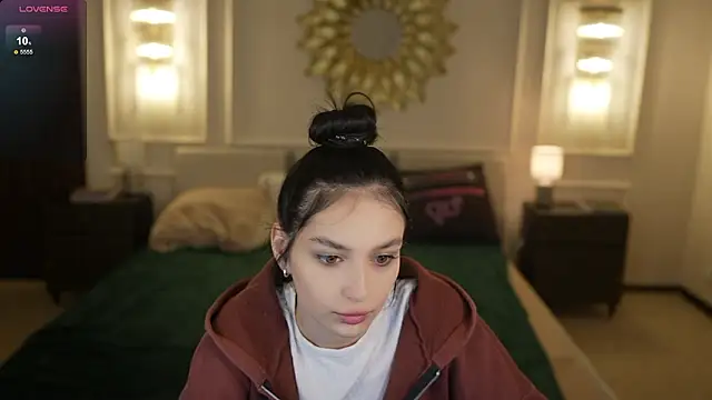 Snapshot of Mila_Rose054 chatting on 03-02-26, 03:52 Mila Rose054 online show from 03-02-26, 03:52