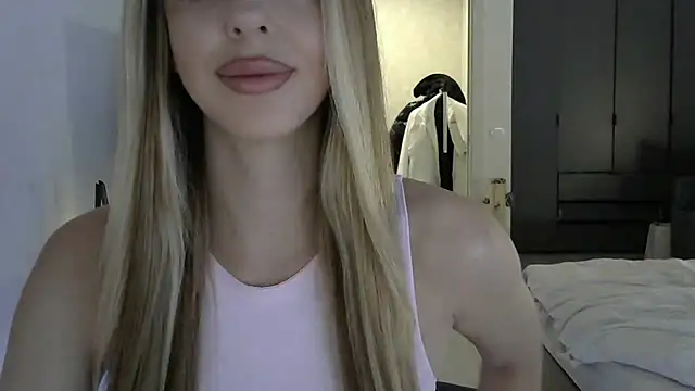 LizaSweetyq online show from 03-04-26, 09:04