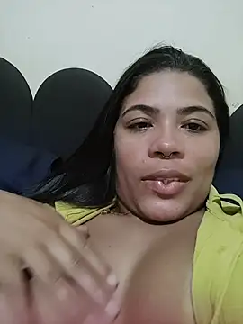 Snapshot of Indiafogosa23 chatting on 06-05-26, 11:54 Indiafogosa23 online show from 06-05-26, 11:54