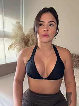 SofiaGomez444 online show from 06-03-26, 04:01