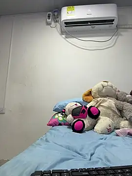 vennuss19 online show from 03-17-26, 09:51