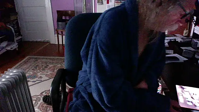 Snapshot of LickYourYoni chatting on 05-13-26, 02:25 LickYourYoni online show from 05-13-26, 02:25
