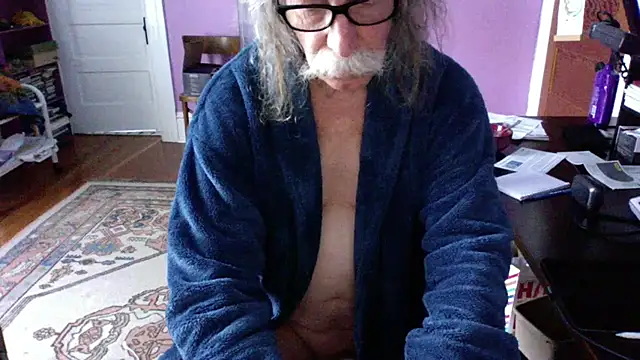 Snapshot of LickYourYoni chatting on 05-19-26, 02:56 LickYourYoni online show from 05-19-26, 02:56