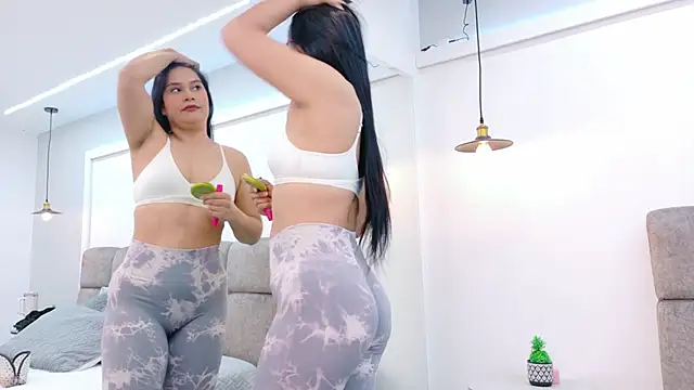 AlmaRose  online show from 03-05-26, 12:23