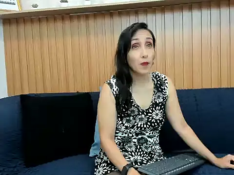 Riley Reid Milf online show from 04-30-26, 12:44