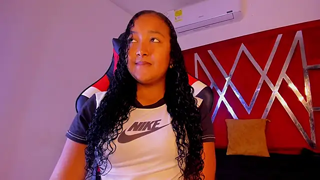 Snapshot of sweetdesireasm chatting on 02-06-26, 08:01 sweetdesireasm online show from 02-06-26, 08:01