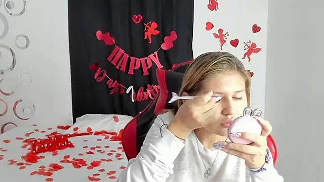 Bella Blanca online show from 02-19-26, 12:12