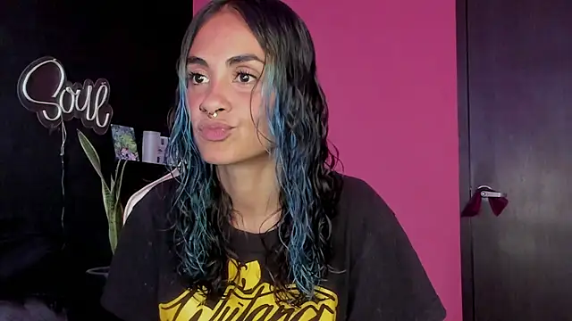 azula lillet online show from 04-15-26, 10:10